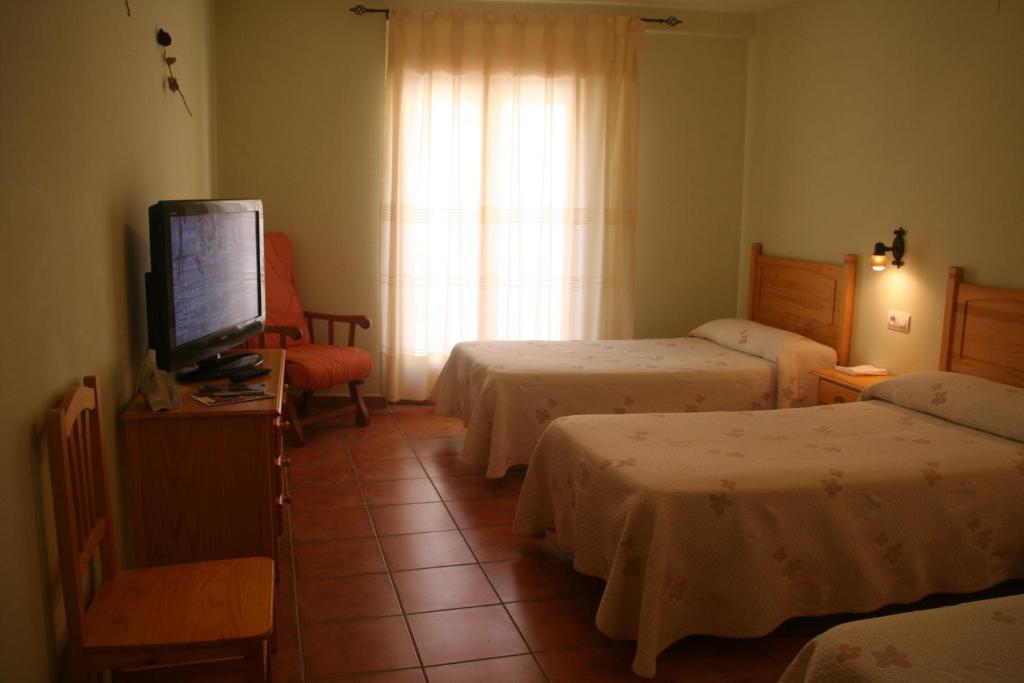 Hotel Castellote Zimmer foto